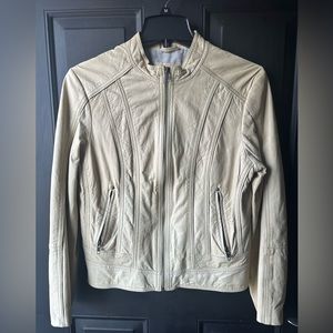 Lucky Brand Leather zip from jacket size M.